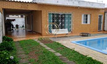 Imagem: RA Amil Vende Casa Térrea com Piscina e
