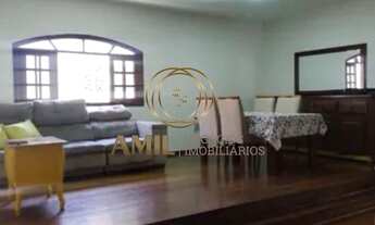 Imagem 2: RA Amil Vende / Casa Bosque dos Eucaliptos / 5 dormitórios / Piscina / Edícula / 184m² / S