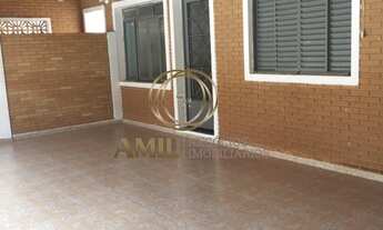 Imagem: RA Amil Vende Casa com Edícula / 3 Dormitórios