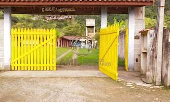 Imagem 3: RA AMIL, Vende Chácara Plana e Gramada, com Piscina e Pesqueiro, Bairro Buquirinha - São