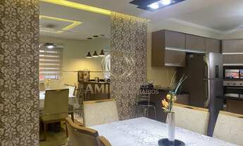 Imagem 7: Casa sobrado / Residencial União / 03 dormitórios sendo 1 suíte com sacada /170 m² / São J