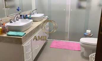 Imagem 5: Casa sobrado/ Residencial Santa Helena/ 390m²/ 5 quartos sendo 1 suíte com Jacuzzi/ Caçapa