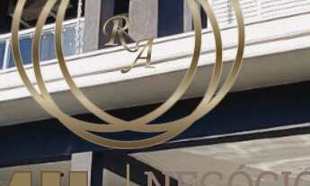 Imagem: Casa de Luxo em Condomínio à Venda em