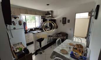 Imagem 1: Casa à venda no Parque Industrial, São José dos Campos-SP, com 2 quartos, sacada em L e ga