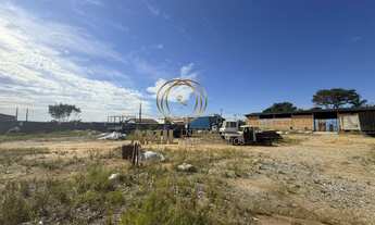 Imagem 3: Alugo galpão 600.M2 área total 4200.M2 Alugo galpão com área externa tudo incluso!! São 42