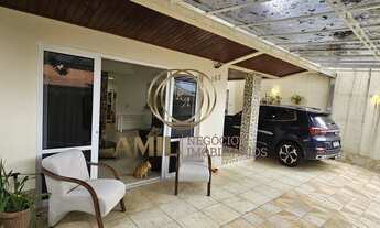 Imagem: Casa sobrado, 4 Dormitórios, sendo 1 suíte