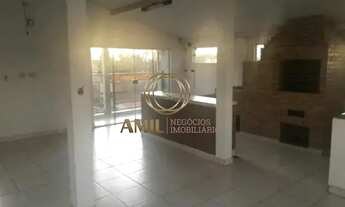 Imagem: Sobrado com Varanda e Churrasqueira, Jardim