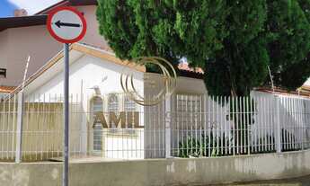 Imagem: Casa Térrea com Churrasqueira no Jardim