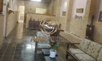 Imagem 6: Casa / 3 Dormitórios 1 suíte / com Edícula nos fundos / Vista Verde / 350m²