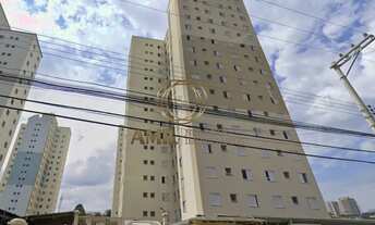 Imagem: Aluguel de Apartamento de 02 Quartos sendo