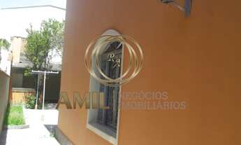 Imagem 7: Linda casa com localização privilegiada! Localizada no centro, próximo a tudo