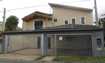 Imagem: Casa 4 dormitórios - Villa Branca