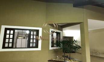 Imagem 2: Casa Sobrado, 4 Dormitórios sendo 1 suíte, Churrasqueira, Vila Branca, 235m², Jacareí