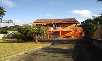 Imagem 2: Chácara de 5 quartos com 211m² à venda em Caçapava-SP, bairro Portal Mantiqueira. Confira!