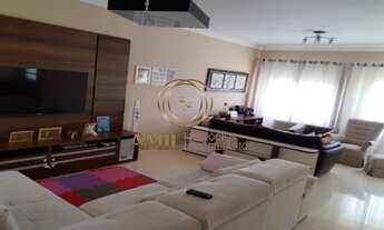 Imagem: Casa principal, 03 dormitórios, sendo 02