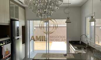 Imagem 3: Casa em Condomínio de Alto Padrão com Piscina e Área Gourmet em Caçapava-SP - Imperdível!