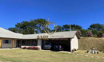 Imagem 2: Chácara em Condominio Fechado com 1 Alqueire / Piscina / 03 suítes / 270 m² de construção