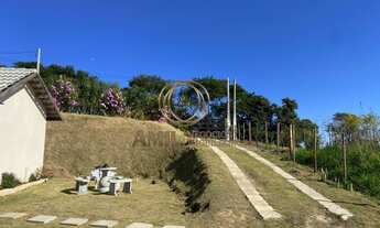 Imagem 5: Chácara em Condominio Fechado com 1 Alqueire / Piscina / 03 suítes / 270 m² de construção