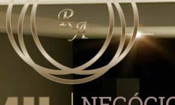 Imagem 3: Sobrado com 4 Suítes, piscina com prainha, área Gourmet com churrasqueira. R$ 2.120.000,00