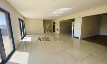 Imagem 3: Charmosa casa com vista para Serra com 03 suítes em condomínio com 2.000m² venda ou locaçã