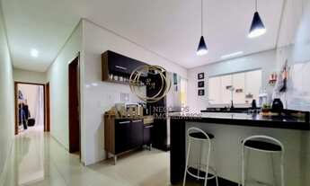 Imagem 6: Casa Térrea / Villa Branca / 02 dormitórios sendo 1 suíte / 90 m² de construção / 175 m² d