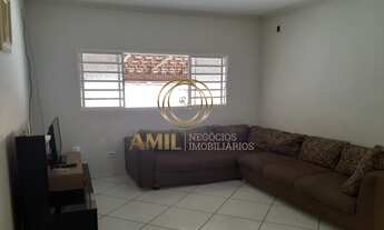 Imagem 2: Casa / 02 dormitórios / Jardim Santa Marina / 82m² / 126m² Terreno / Jacareí