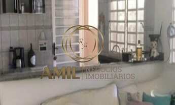 Imagem 3: Casa com piscina / 01 dormitório / Jardim Uirá/ 261 m² de terreno / 42 m² de área construí