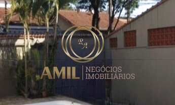 Imagem 2: Casa com piscina / 01 dormitório / Jardim Uirá/ 261 m² de terreno / 42 m² de área construí