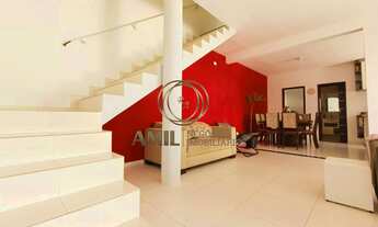 Imagem: Sobrado, 3 quartos, 1 suíte e 2 Demi-suíte