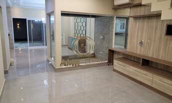 Imagem 3: Casa sobrado no condominio Residencial Tecoara / 03 dormitórios sendo 1 suite / 270m²/ Tau