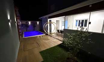 Imagem 7: Casa com Piscina / Condomínio Bosque dos Manacás/ 03 dormitórios / 231m²/ Jacareí