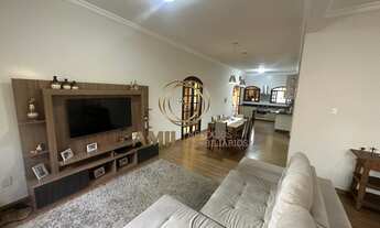 Imagem 5: Casa sobrado com piscina / 04 dormitórios sendo 1 suíte / Eugênio de Melo 520 m² /São Jos