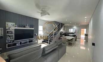 Imagem 2: Casa com Piscina / Condomínio Bosque dos Manacás/ 03 dormitórios / 231m²/ Jacareí