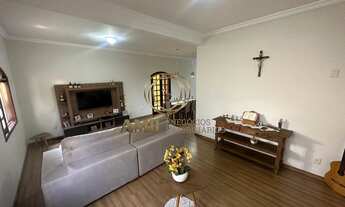 Imagem 3: Casa sobrado com piscina / 04 dormitórios sendo 1 suíte / Eugênio de Melo 520 m² /São Jos