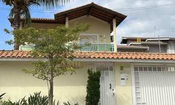 Imagem 1: Casa com Piscina e terreno de 420m² em Caraguatatuba