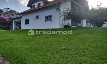 Imagem 3: 6 dormitórios na Rua Augusto Schlutter