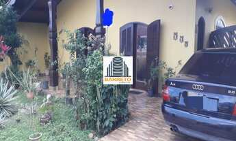 Imagem: CASA À VENDA NO BAIRRO SUARÃO EM ITANHAÉM