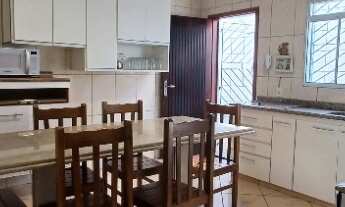 Imagem: CASA GRANDE COM 4 DORMITÓRIOS PARA LOCAÇÃO