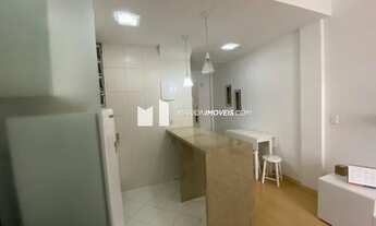 Imagem 4: Conjugado à venda em Copacabana, Rio de Janeiro, dividido em quarto, sala com cozinha inte