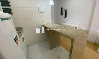 Imagem 7: Conjugado à venda em Copacabana, Rio de Janeiro, dividido em quarto, sala com cozinha inte