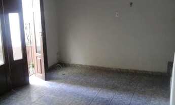 Imagem: Venda de imóvel com 3 casas e 2 andares