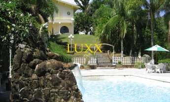 Imagem: CHACÁRA À VENDA COM 5 SUÍTES CONDOMÍNIO