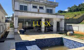 Imagem: CASA À VENDA EM CONDOMÍNIO FECHADO COM