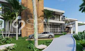 Imagem 3: Com localização privilegiada na Fazenda da Grama, esta mansão possui muito espaço por fora