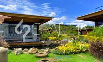 Imagem 3: Residência cinematográfica com vista para o lago e campo de golfe à venda na Fazenda Boa V