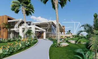 Imagem 2: Com localização privilegiada na Fazenda da Grama, esta mansão possui muito espaço por fora