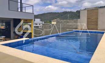 Imagem: Residência encantadora aos pés da Serra