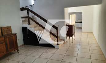 Imagem 4: Casa de Alto Padrão à Venda no Bairro São José em Capivari-SP 3 Quartos, Suíte, 2 Salas