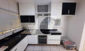 Imagem: Casa de Alto Padrão à Venda no Bairro