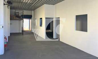 Imagem: Ótimo barracão para locação no Centro